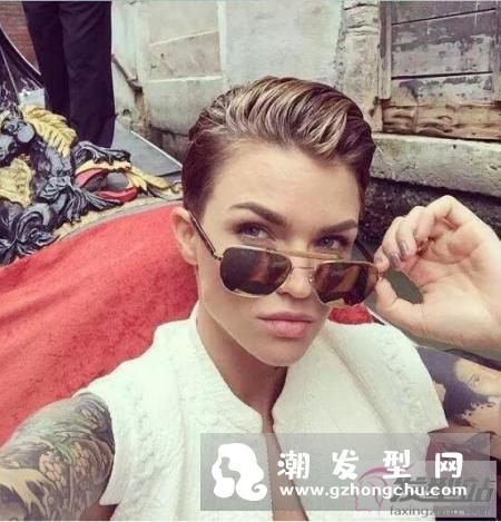 女生帅气中性风发型大全