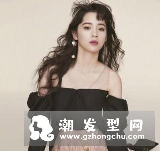 欧阳娜娜长发发型图片 彰显青春活力
