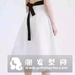 凌乱感搓边头短发女生的发质柔软顺滑