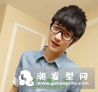 男生剪什么刘海好看 修颜塑型耍帅三不误