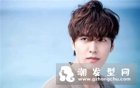 女生喜欢的男生发型 这些发型让你帅到没朋友