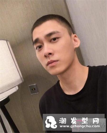 检验男生颜值的标准　经典寸头简直不要太帅