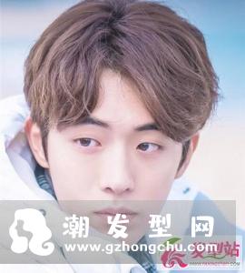 男生四六分发型烫发大全 偏分刘海最帅气时尚