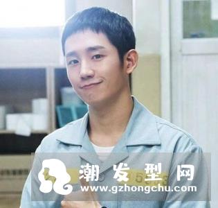 阿呆头是什么发型 怎么搭配好看