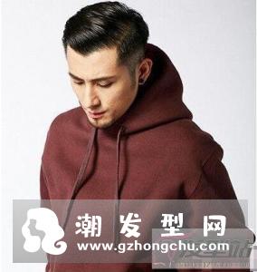男生发型超短发铲两边 层次感修剪变帅气潮男