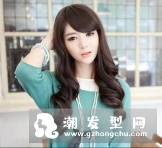 短发发尾怎么卷好看 最火内弯短发修饰脸型首选