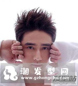 长毛寸两边推发型 轻松打造酷炫型男