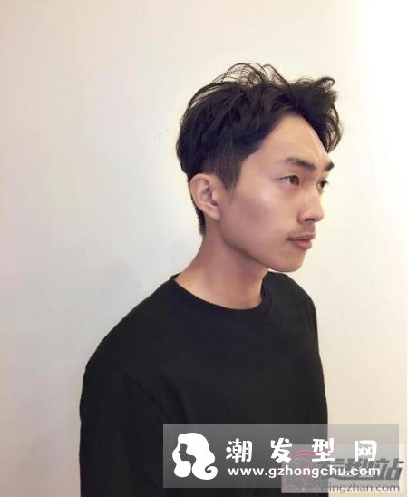 2019男最潮短发发型 回头率超高简直帅呆了