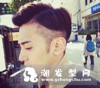 男士发型短发铲两边 让你帅气清爽一夏