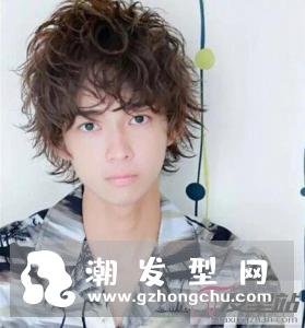 男生短头发帅气发型 酷炫洋气玩转个性化