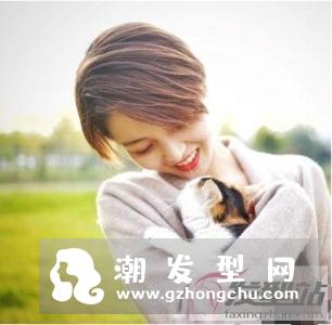 女生偏分短发发型 修颜时尚秒变小脸