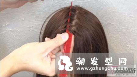 头发分线定死了怎么办 只要一把梳子 交叉发丝顽固万年发线立刻消失