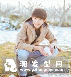 男生蘑菇头怎么留 呆萌减龄尽显青春魅力
