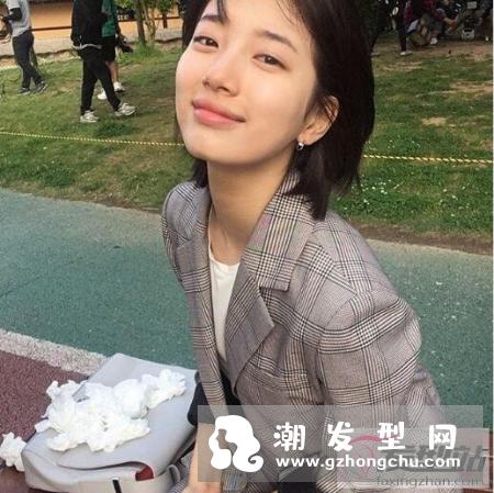 女生短发耳下三公分最好看 看起来直接减零十岁还修颜
