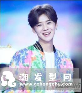 额头高的男生适合的发型 帅气养眼发型变小脸男神