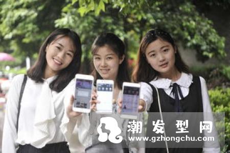 适合男学生的短发 清爽简约成校园男神