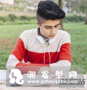 高中生发型男两边短 帅气阳光让青春更闪耀