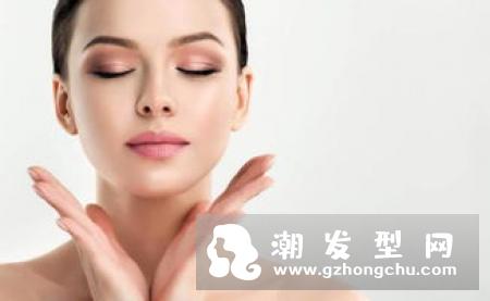 干洗喷雾对头发有没有伤害 头发干洗喷雾的优点及使用技巧