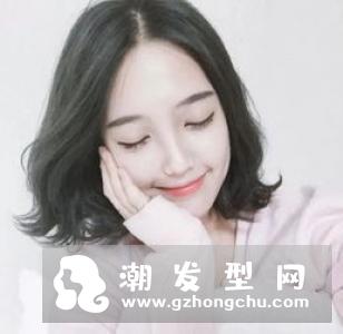 法式风格的短发通常别有一番韵味,风格自然简约,又不乏慵懒与性感的