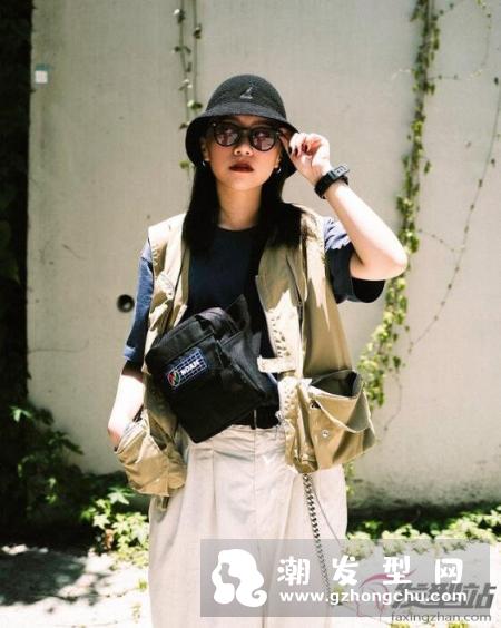 女生发型中长发这样弄不尴尬 长发过渡期和短发卡脖期说Bye