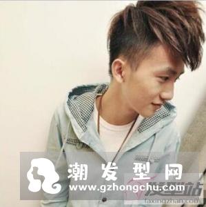 瓜子头发型男 很社会人的一款男生发型