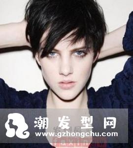文艺风短发通常风格简约,清新自然,非常适合年轻女生