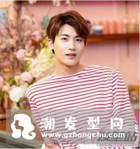 额头高的男生适合的发型 帅气养眼发型变小脸男神