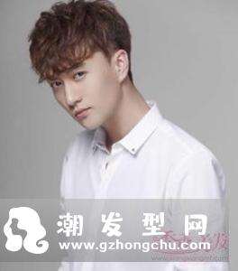 男生短发精神帅气发型 简直是理想男友发型