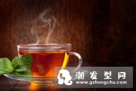 你知道用茶水也能洗头发吗 茶叶水洗头的正确方法