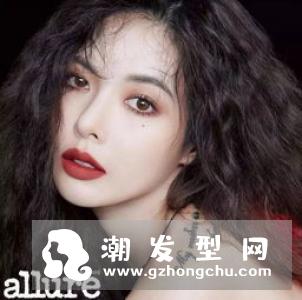 女生头发少剪哪款短发好看 超火纹理短发靠平板夹3技巧发量秒UP！