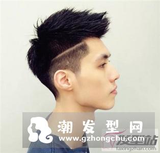 两边铲光男生短发发型 今年剪这款式最帅气