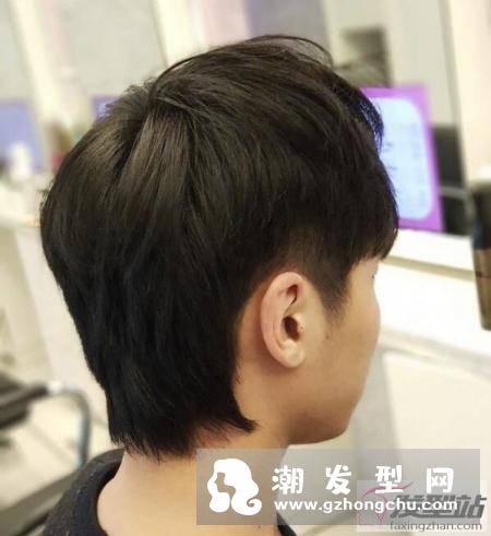 2019潮流男生发型 男生微卷短发成大热