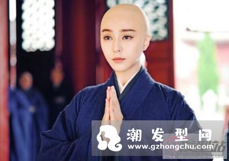 女星光头平头装造型勇气可嘉 女生光头平头才是验证颜值利器