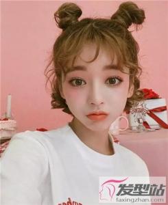 短发自己可以扎的发型 简约扎发秒变妙龄少女