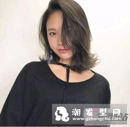 锁骨发怎么打理好看 三七分锁骨发温柔瘦脸
