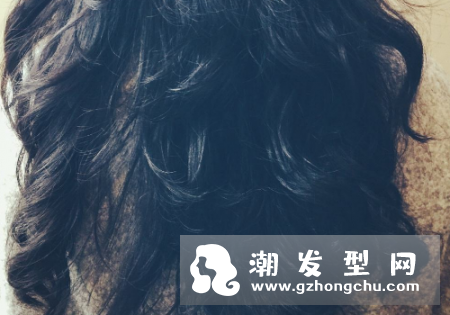 黑色头发适合烫卷发吗 适合什么卷发