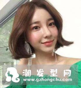 燕尾头短发非常轻盈的一款短发