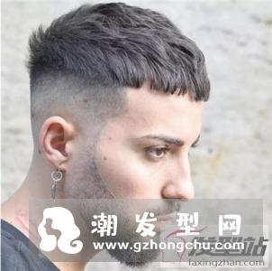 2018流行发型 短发男生帅呆了