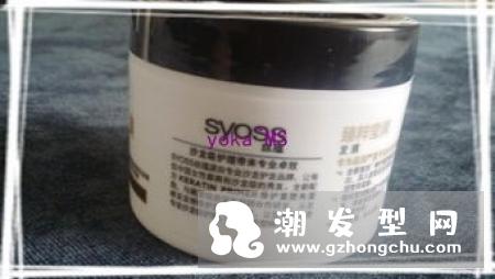 护发精油的使用步骤 在湿发时抹还是干发时抹