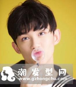 男生蘑菇头超帅发型 最适合暖男的短发造型