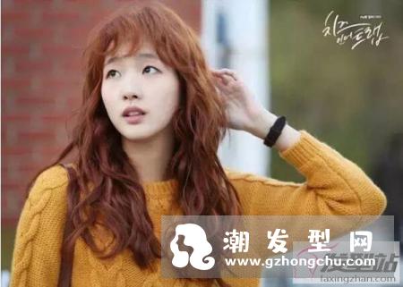 超简单自然卷打理妙招 泡面钢丝头从此失踪！