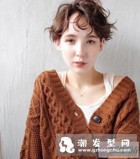 女生空灵系男孩风短发 耳下1公分美到仙气爆棚！