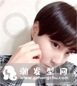 帅气女生短发发型 酷炫吸睛胜过男生