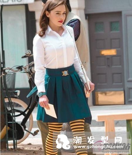 秋冬季适合剪短发吗 Emilia Clarke俐落短发展现知性美