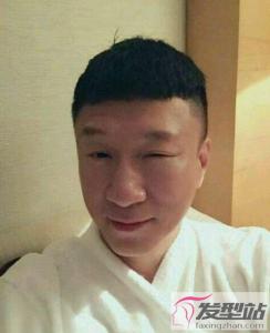 自己选发型的五大步骤.ppt
