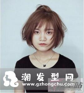 大饼脸最适合的9款短发 时尚减龄还你精致小脸