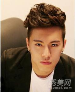 男生刺猬头短发发型 彰显与众不同个性