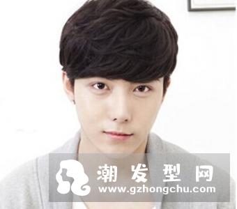 30岁男人留什么发型 帅气减龄不惧而立之年