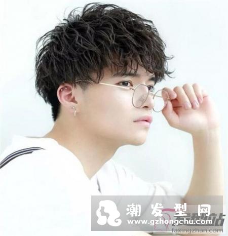 人气超高的男生烫发 小鲜肉“日系空气烫”不要错过