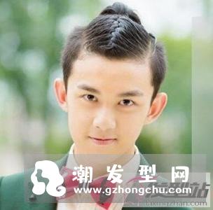 男士小辫子发型 独特俏皮反差萌